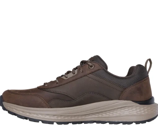Relaxed Fit: Slade - Peralto