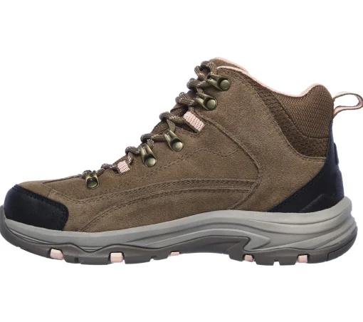 Relaxed Fit: Trego - Alpine Trail